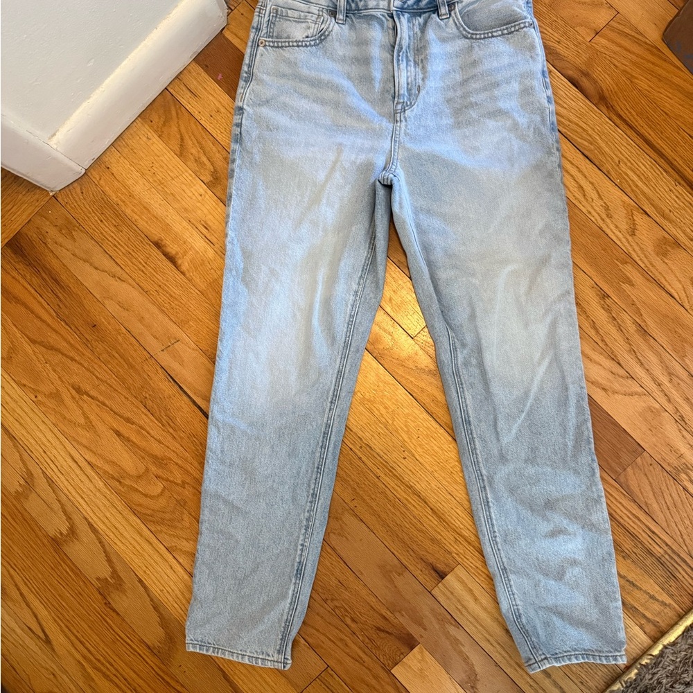 American Eagle Outfitters Mom Jeans High Rise Light Blue Jeans - Picture 2 of 6
